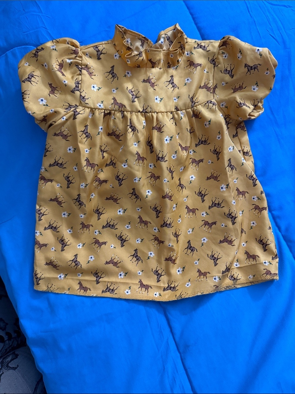 Janie and Jack Mustard Yellow Horse & Floral Puff-Sleeve Top